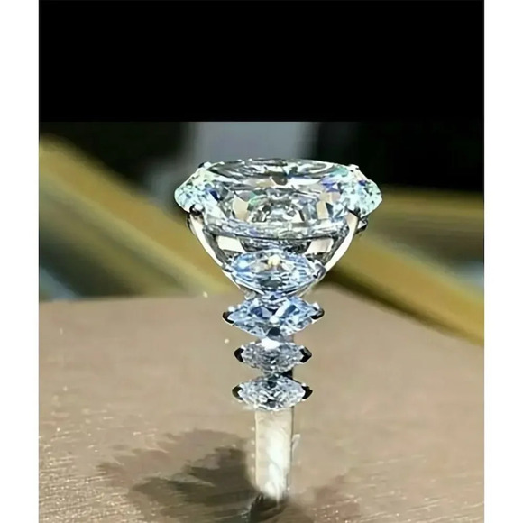 HUGE 7Ct. Oval Lab created diamond  Cocktail Ring Silver Wedding Size 7 - Picture 7 of 7